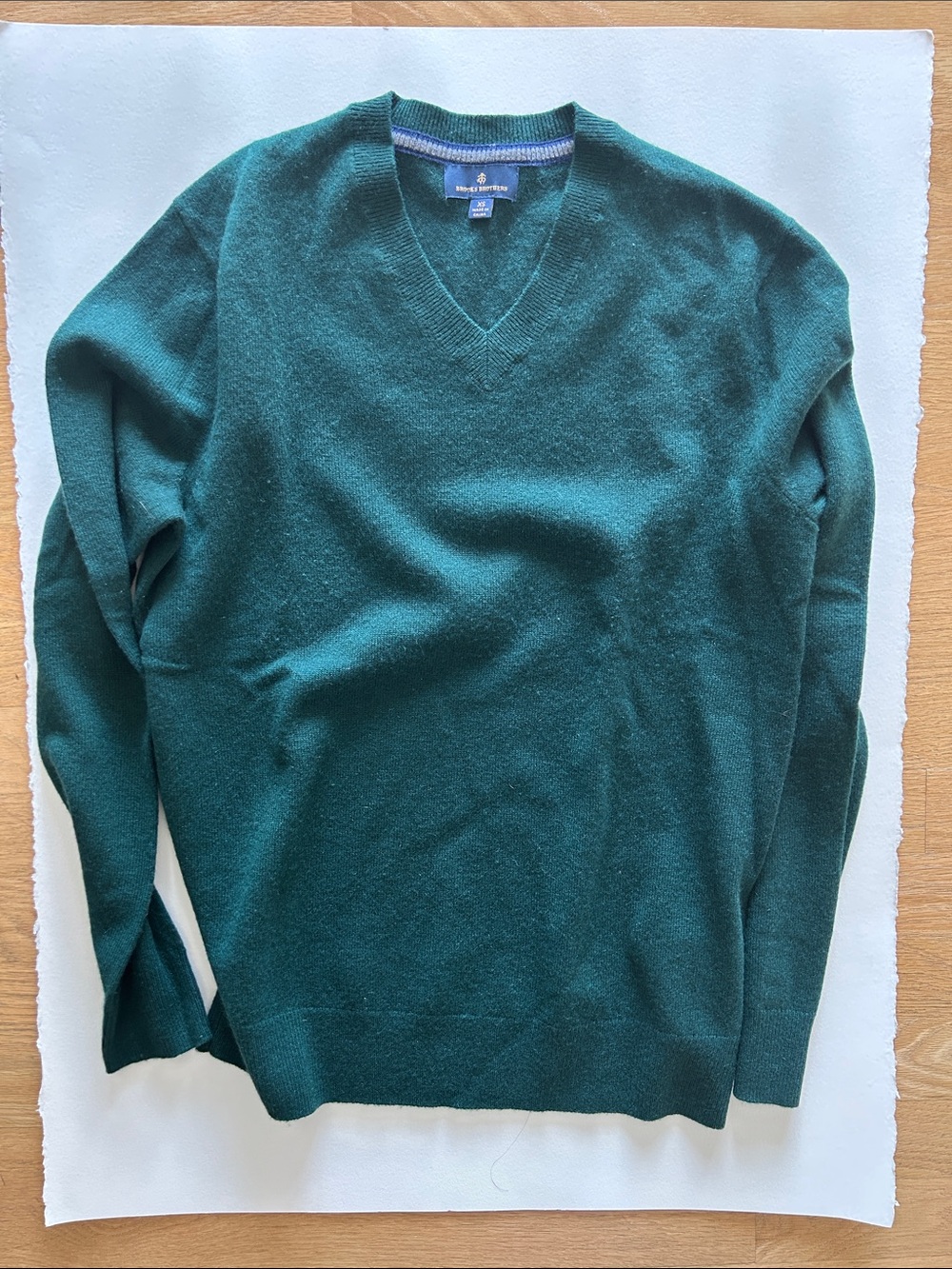 Brooks Brothers Cashmere Men's V-Neck Sweater in Forest Green